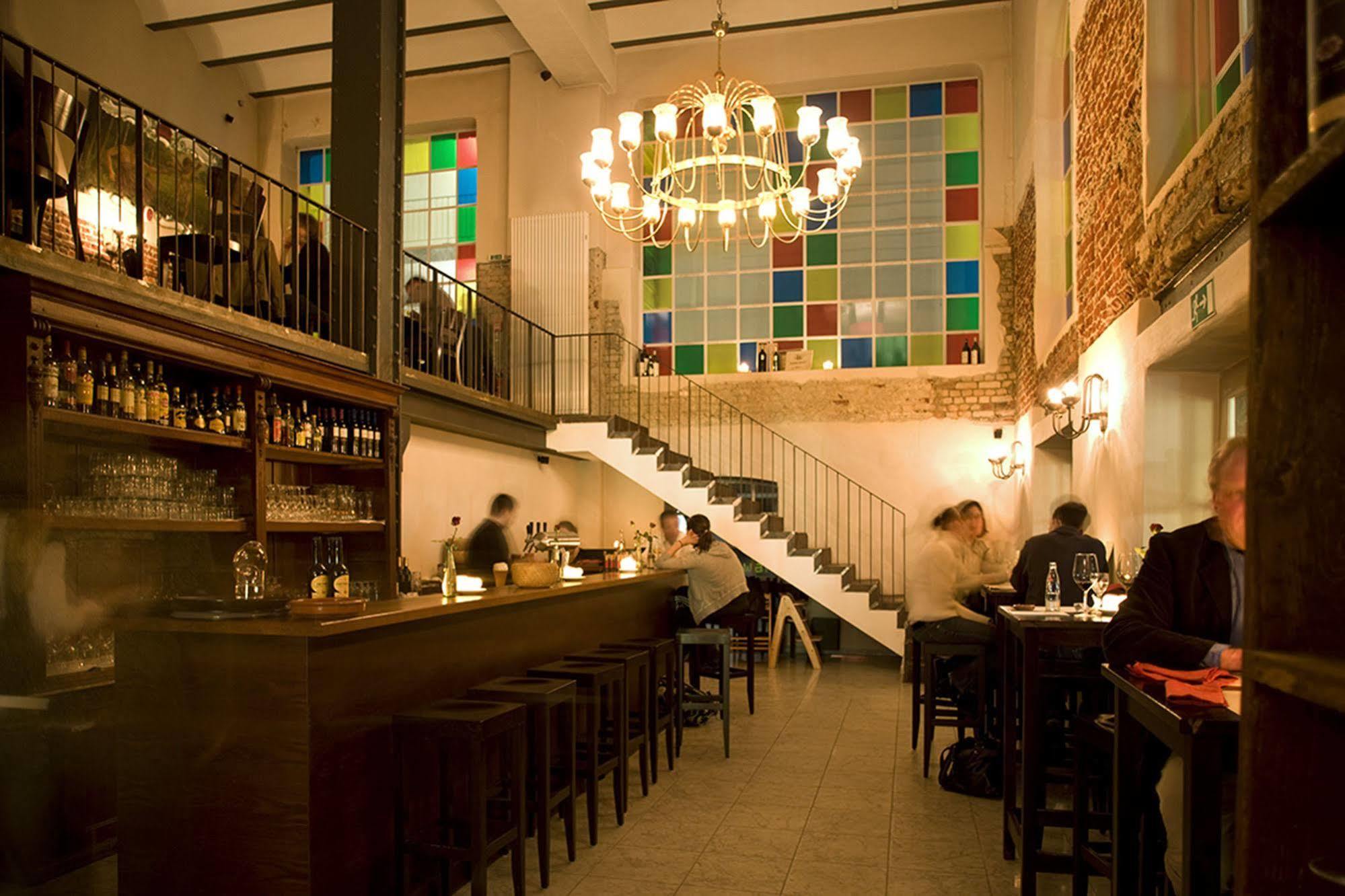 Hotel Factory